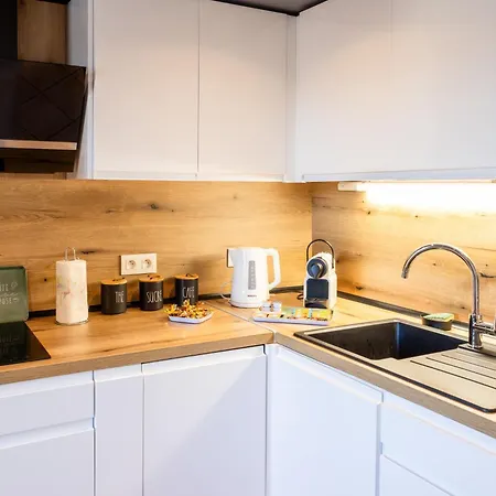 아파트 En Duplex 니스